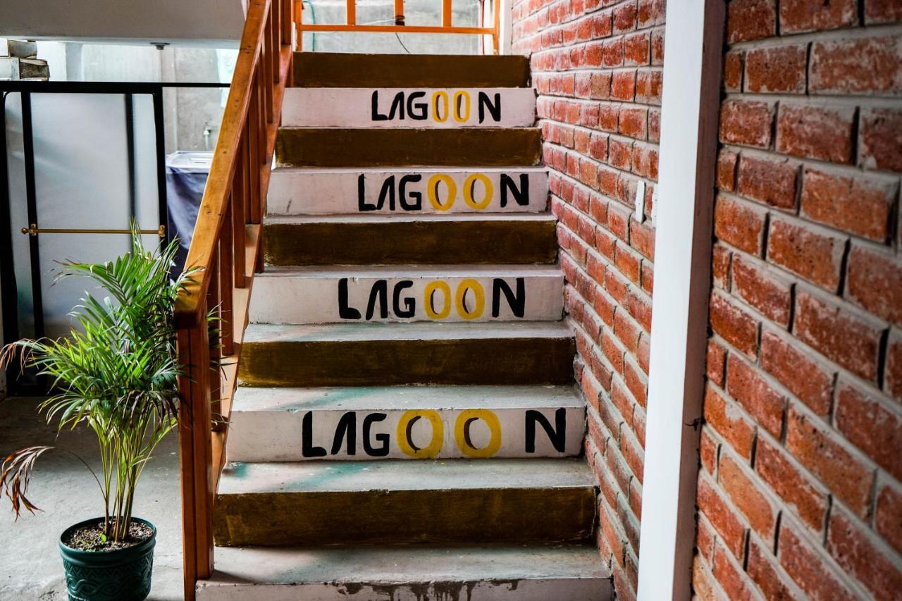 Lagoon Hotel Chugchilan Exterior photo